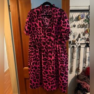 SHEIN Curve Black and Pink Animal Print Top